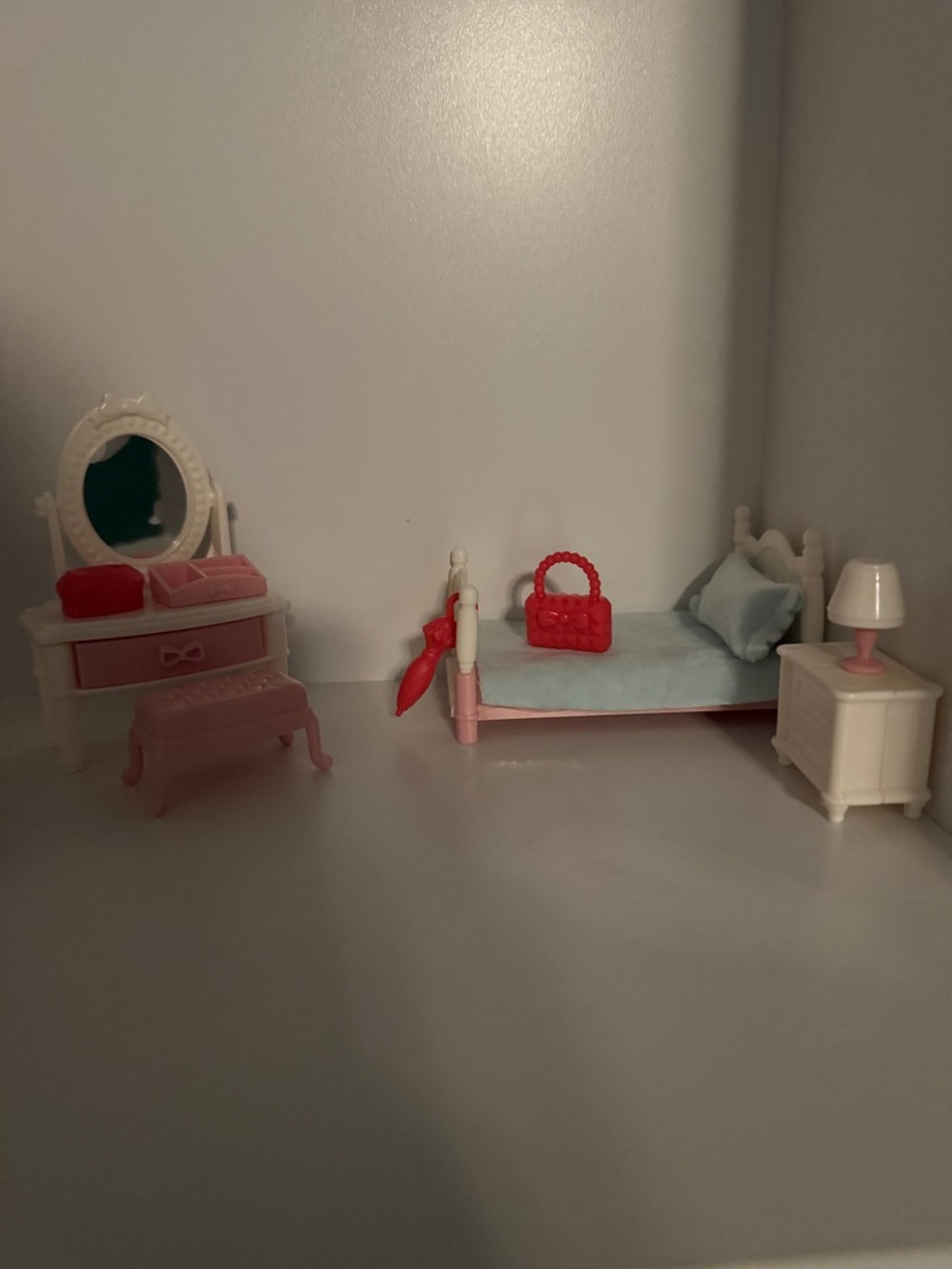 Daiso Mini Dollhouse Bedroom Set - White, Pink, Red, Light Blue + Bakery